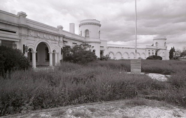Tucson's historic Manning House gets foreclosure reprieve